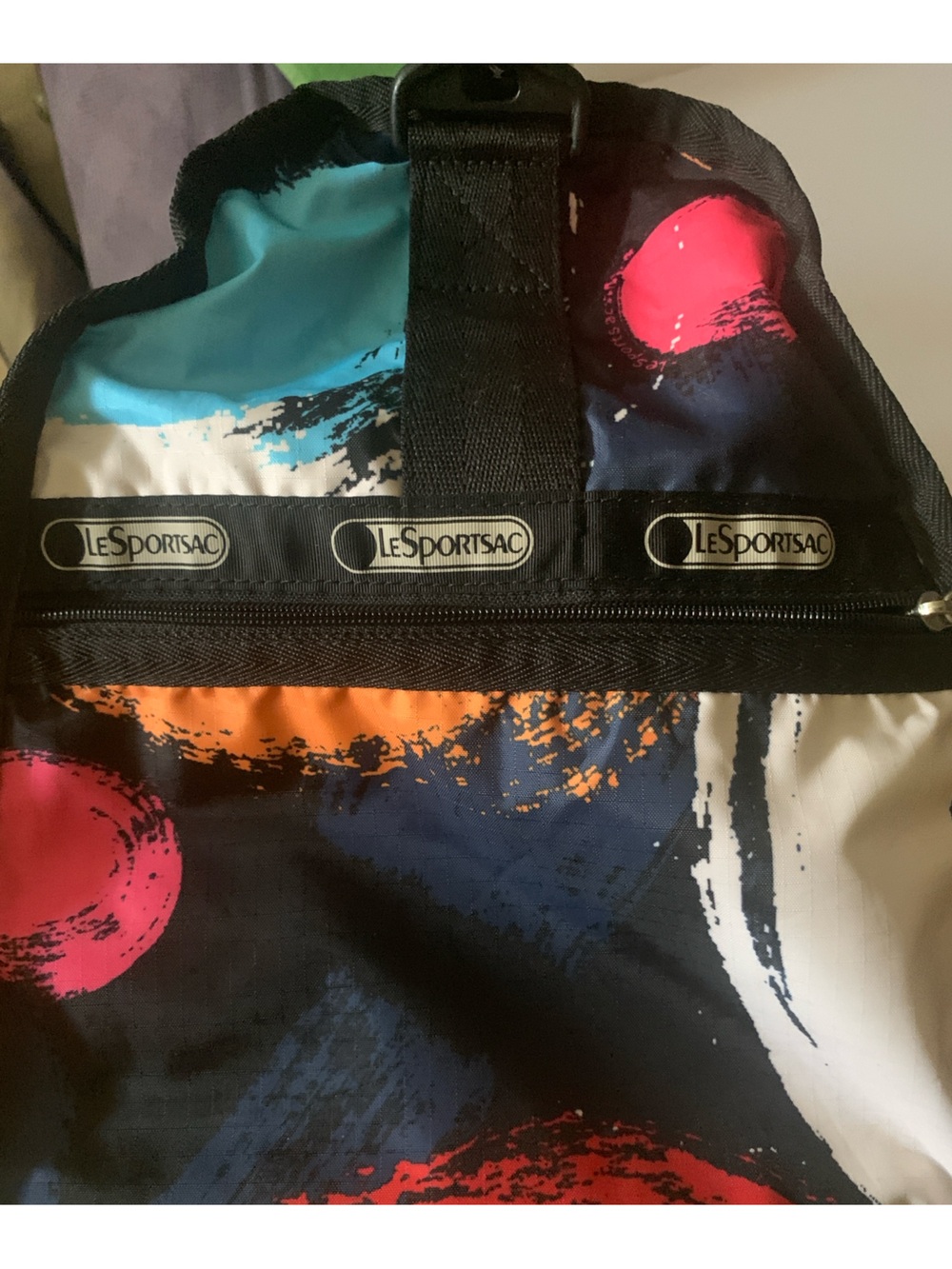 EUC LeSportsac Duffel Bag, brushstroke design, shoulder strap - Picture 2 of 4